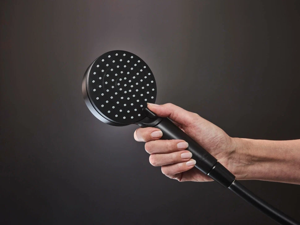 Душевая система с переключателем, без смесителя, черный Hansgrohe Vernis Shape Showerpipe 26282670