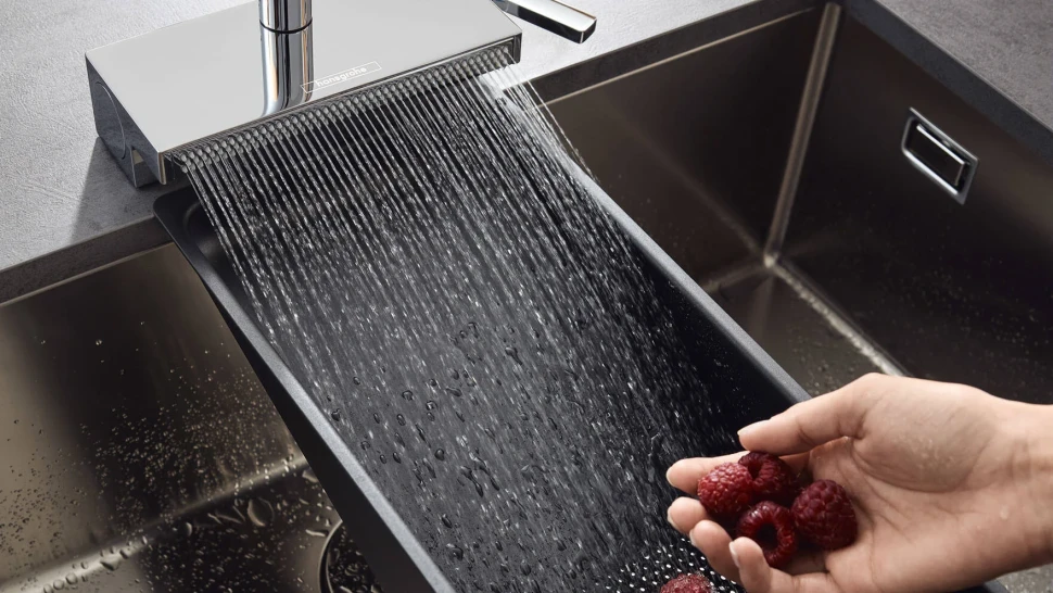 Cмеситель для кухни, с вытяжным душем, хром Hansgrohe Aquno Select M81 73837000
