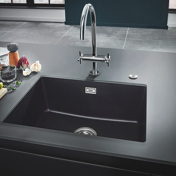 Мойка K700, композитная, с 1 чашей, 610х460, черный гранит Grohe 31655AP0