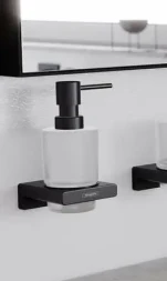 Дозатор жидкого мыла с держателем, шлифованный черный хром Hansgrohe AddStoris 41745340