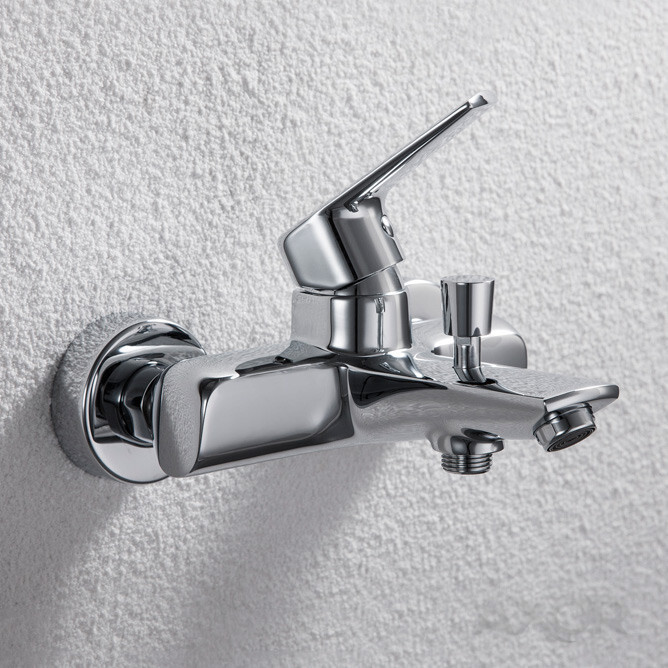 F6121179CP-01 BRAVAT REAL Смеситель для ванны с коротким изливом (к/к 4)
