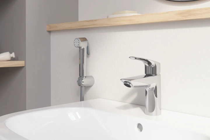 Смеситель GROHE EuroSmart S-Size, гигиенич. душ с переключателем, держатель душа, душевой шланг хром
