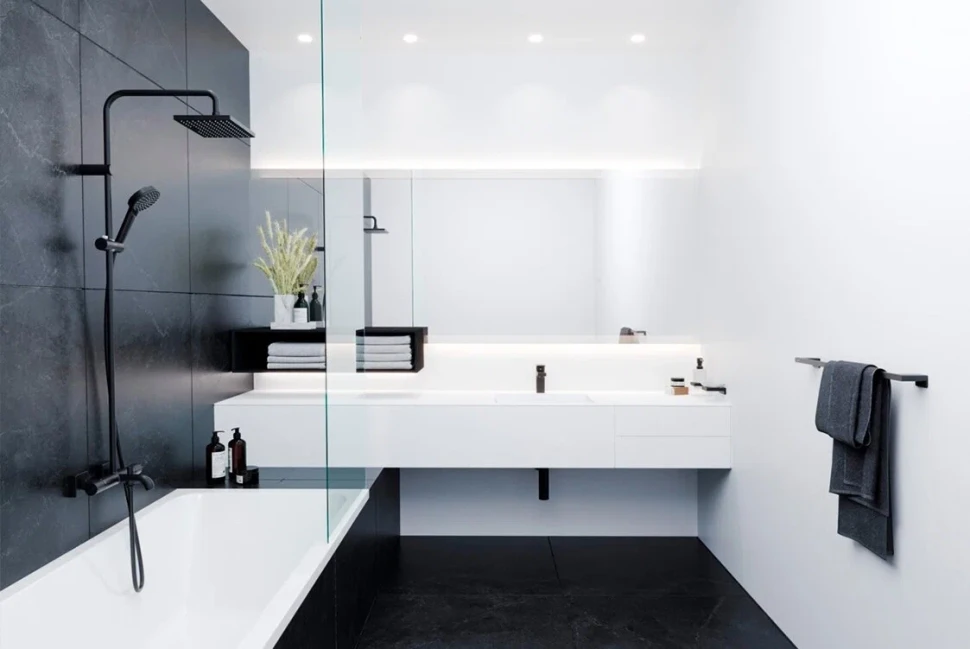 Душевая система с термостатом для ванны, черный Hansgrohe Crometta S Showerpipe 240 26900670