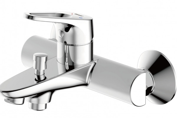 F648162C-01 BRAVAT DROP-D Смеситель для ванны с коротким изливом (к/к 4)