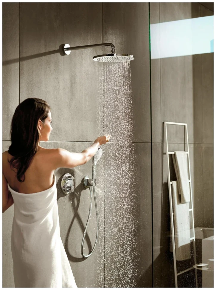 Верхний душ 280, шлифованный черный хром Hansgrohe Croma 26220340