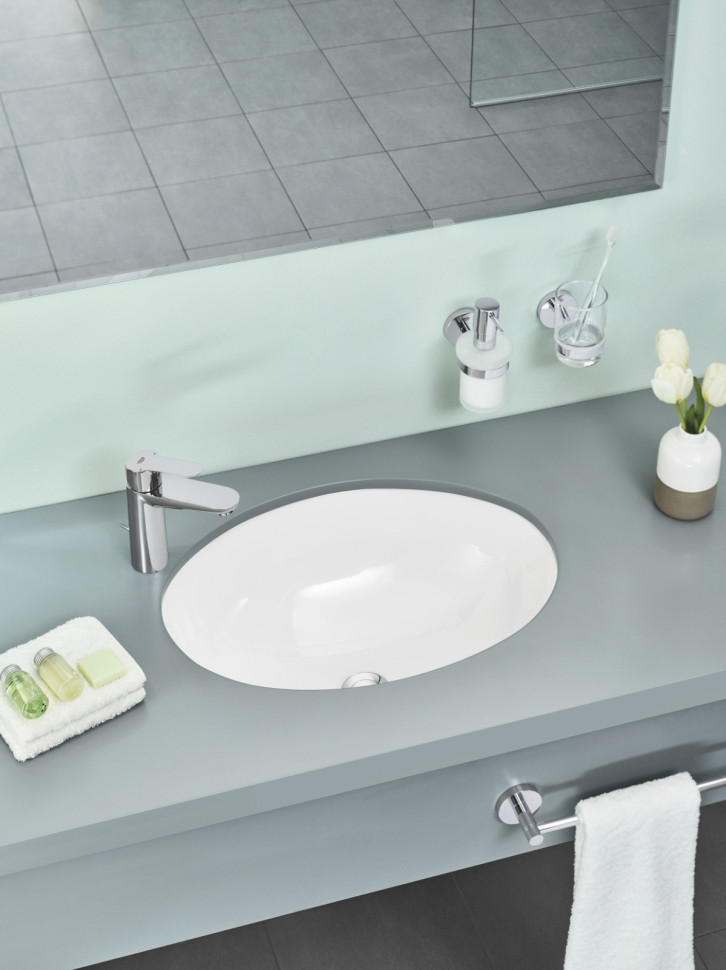 Раковина встраиваемая снизу Grohe bau ceramic 55 с переливом (560 x 420)